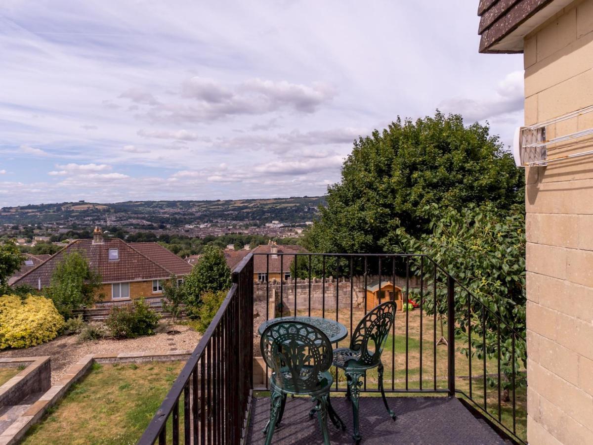 Pass The Keys One Bed Flat With Stunning Views And Free Parking Apartment Bath Luaran gambar