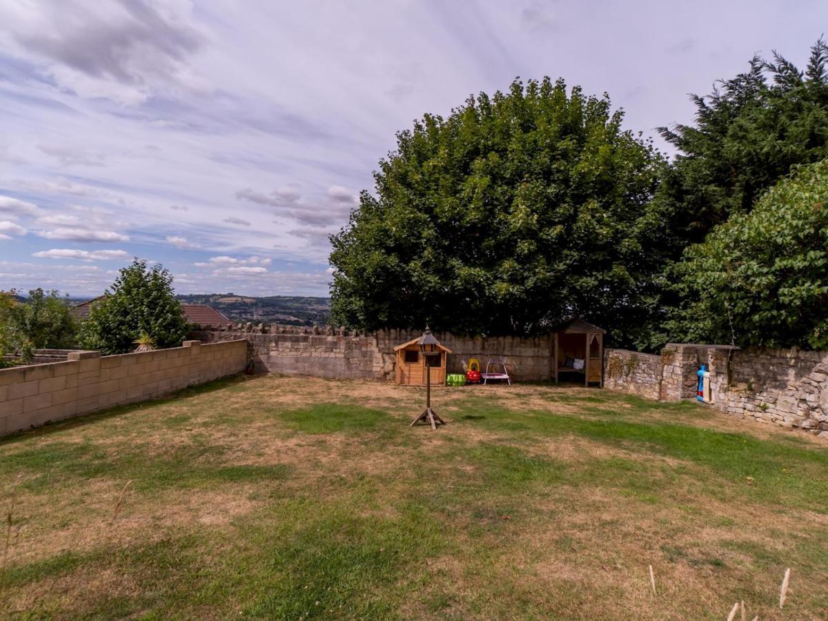 Pass The Keys One Bed Flat With Stunning Views And Free Parking Apartment Bath Luaran gambar