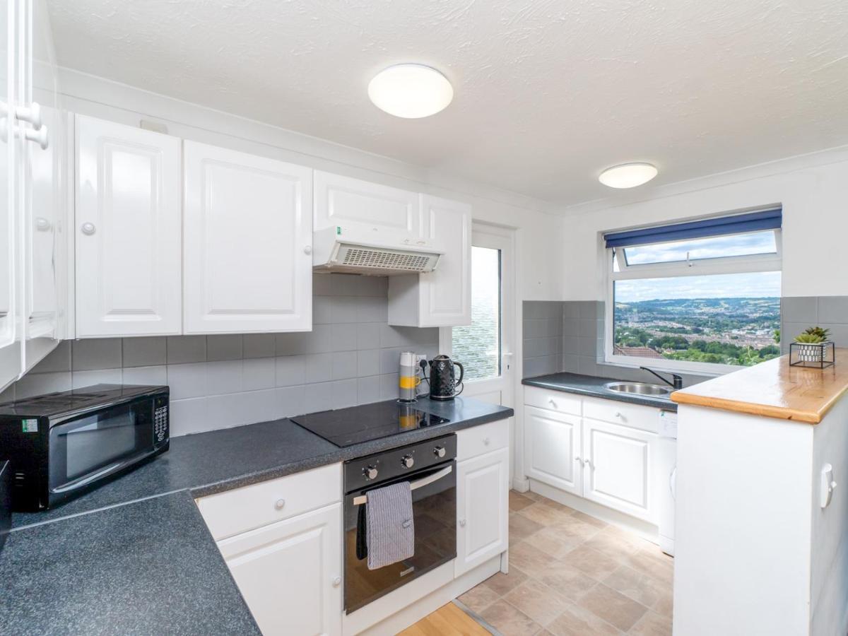 Pass The Keys One Bed Flat With Stunning Views And Free Parking Apartment Bath Luaran gambar